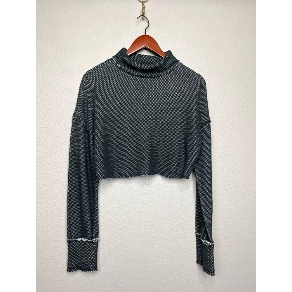 NWOT Urban Outfitters Out From Under Camino Long Sleeve Top